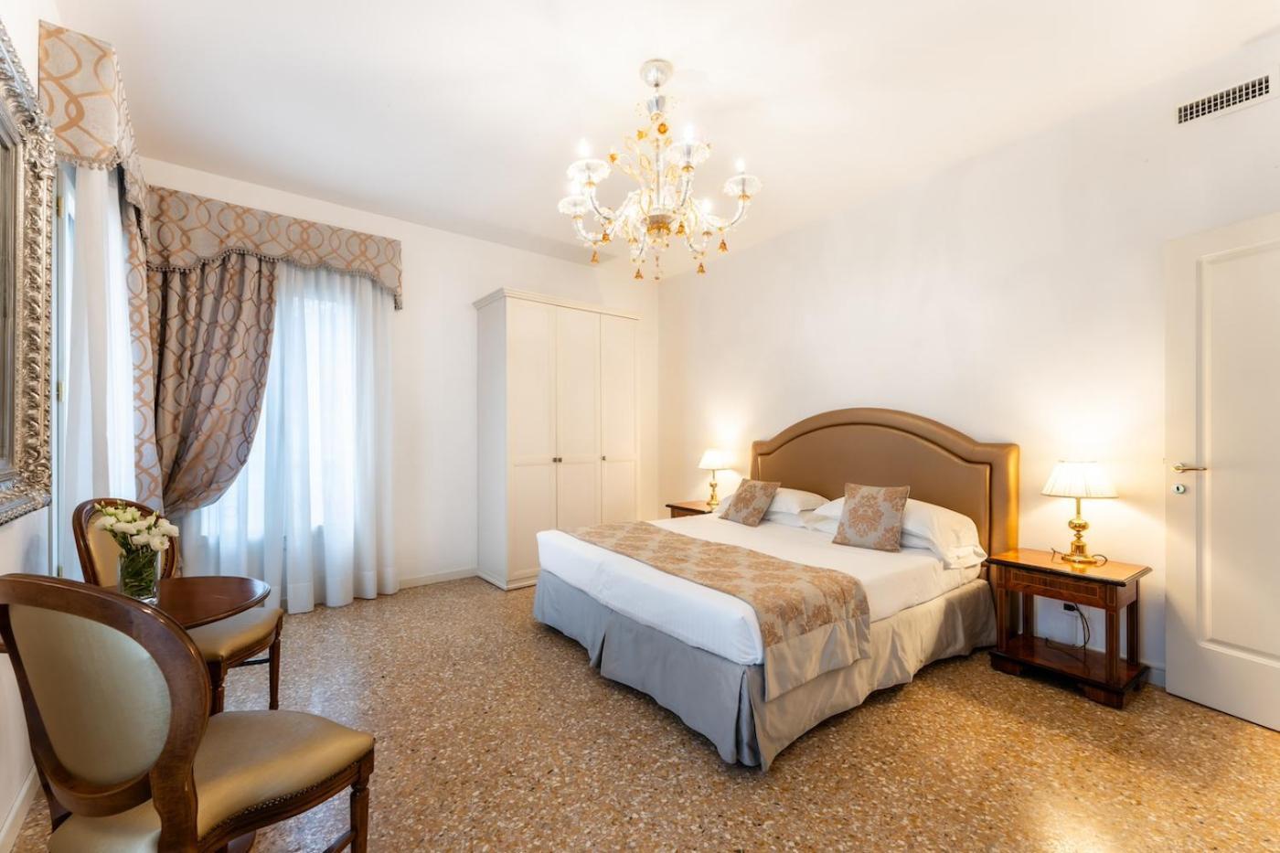 San Teodoro Palace - Luxury Apartments Венеція Екстер'єр фото