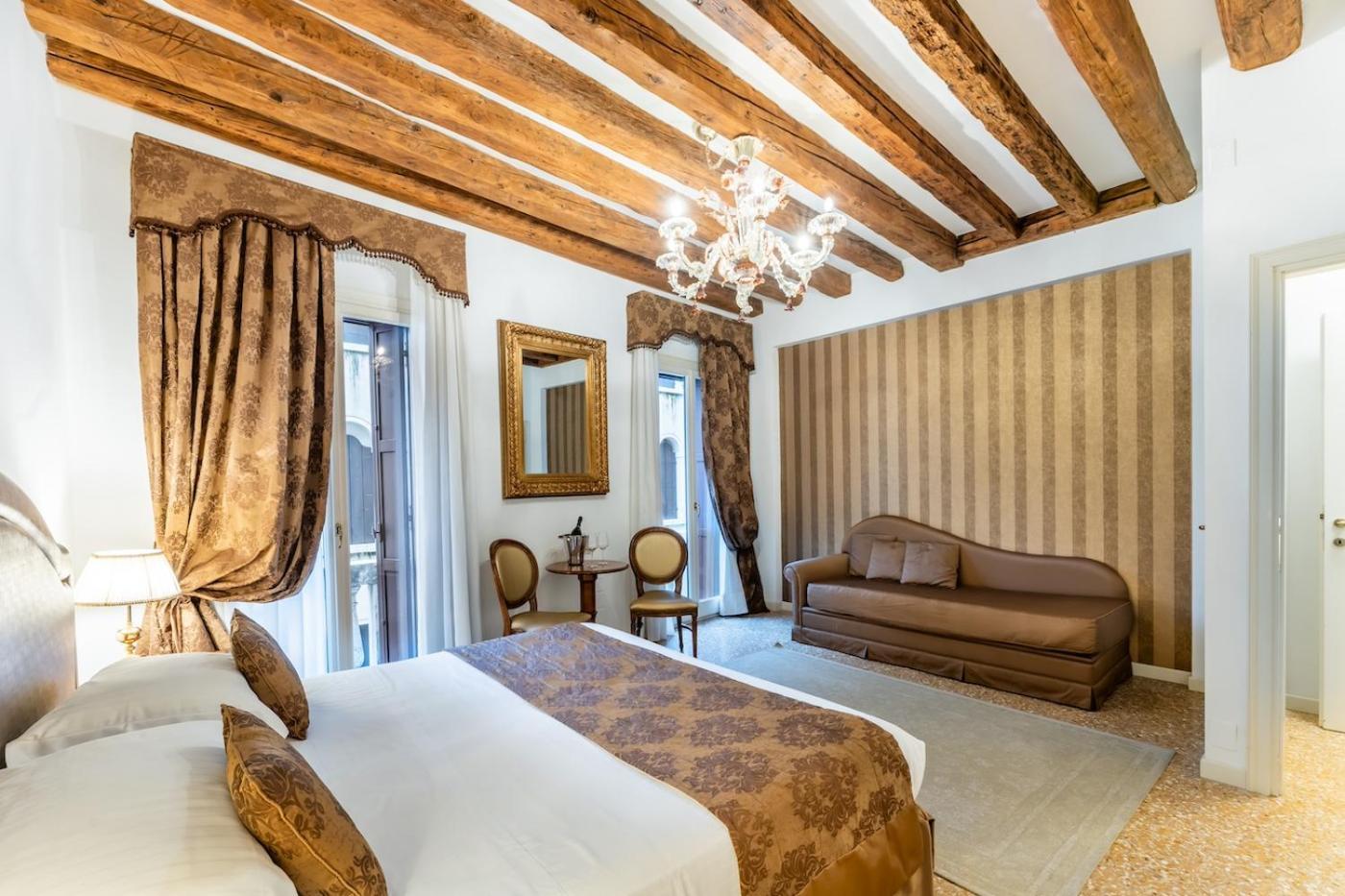 San Teodoro Palace - Luxury Apartments Венеція Екстер'єр фото